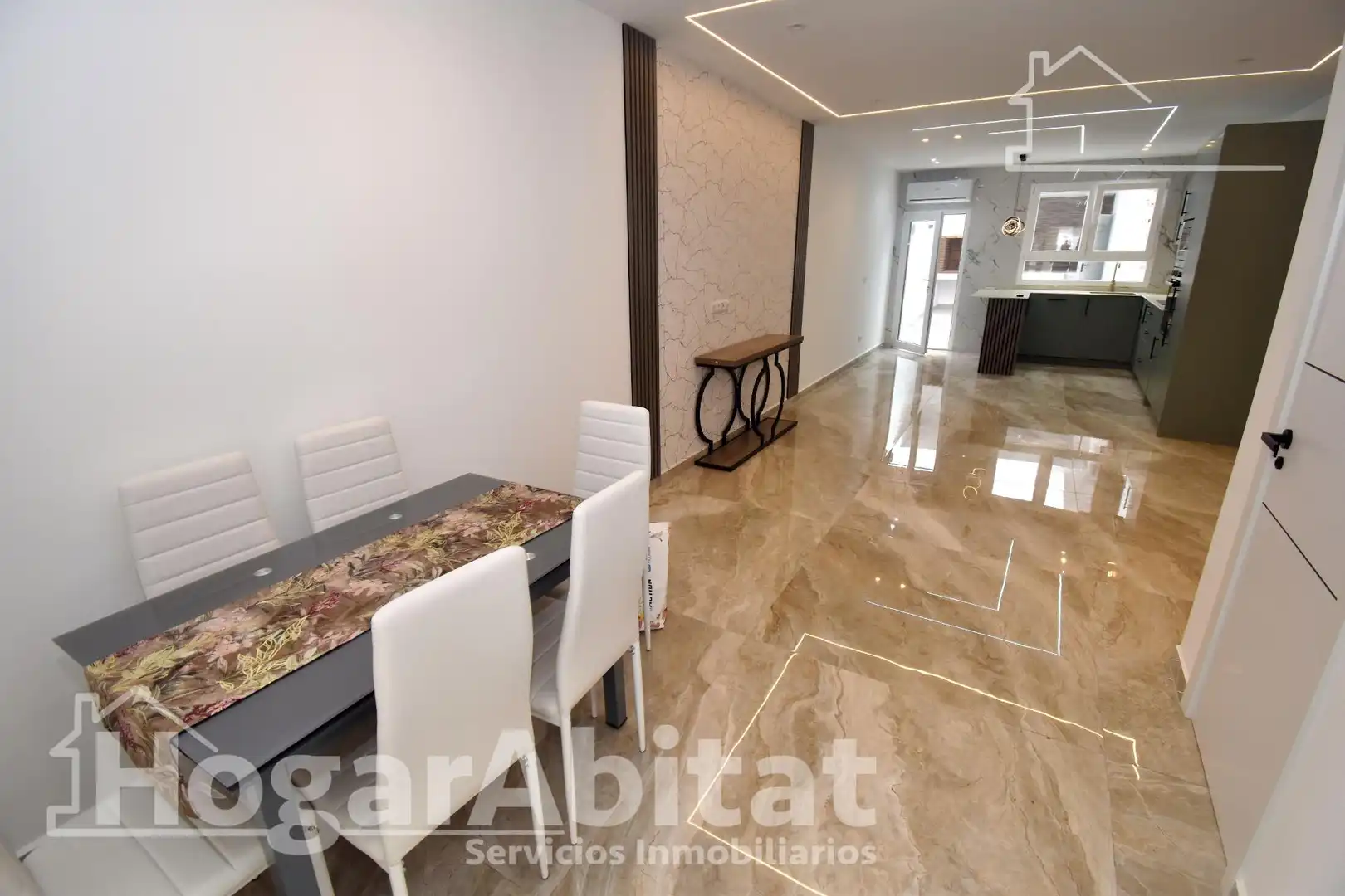 Sala d'estar de Casa o xalet en venda en Vila-real amb Aire condicionat, Calefacció i Terrassa