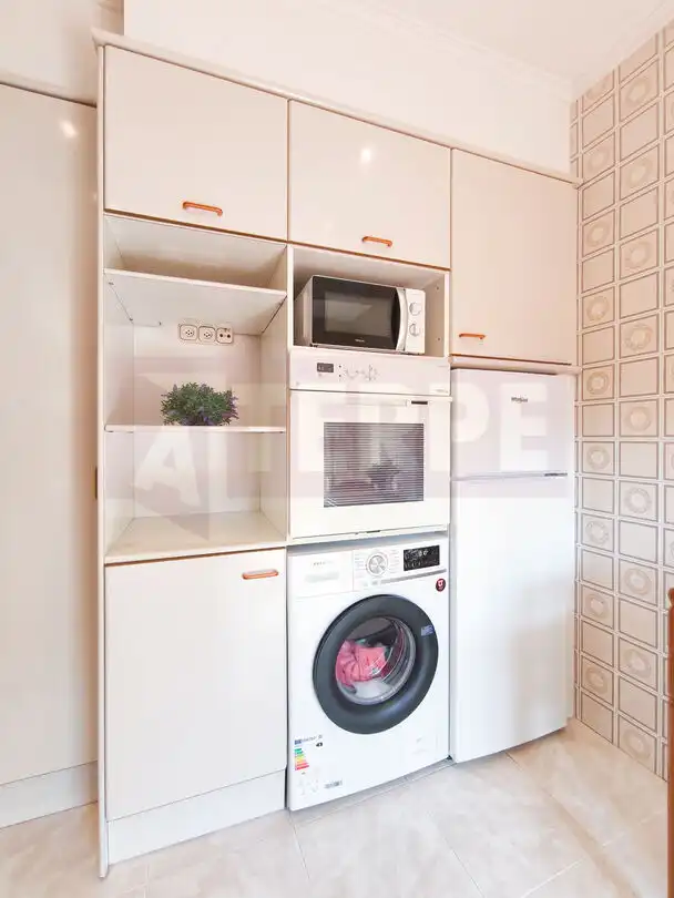 Kitchen of Flat for sale in Errenteria  with Furnished and Balcony