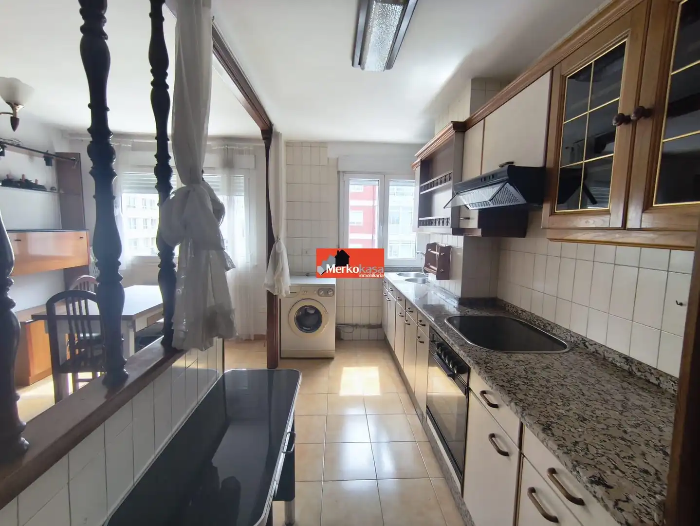 Cuina de Apartament de lloguer en Lugo amb Calefacció i Moblat