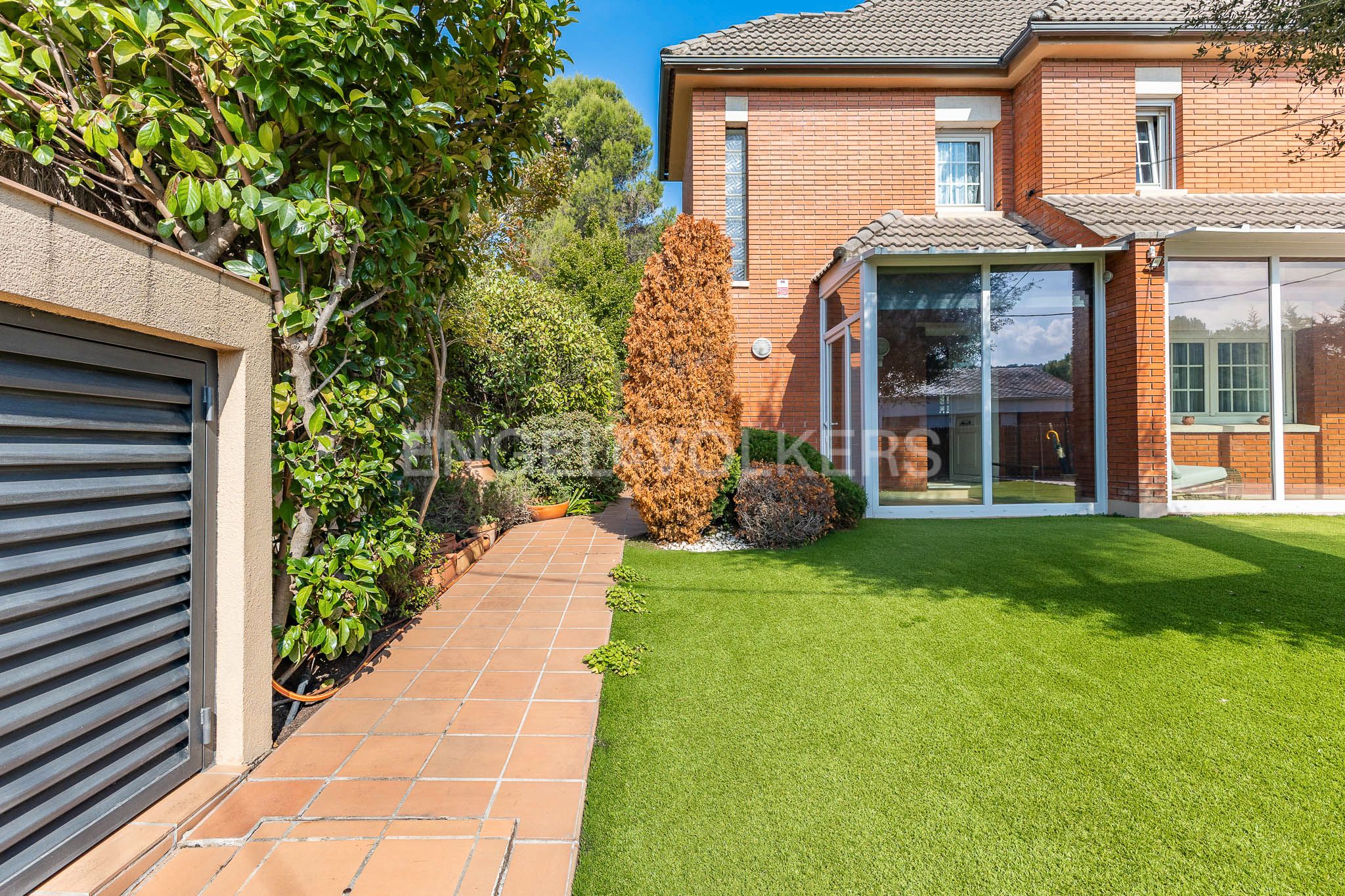 Garden of House or chalet for sale in Sant Cugat del Vallès  with Air Conditioner, Heating and Private garden