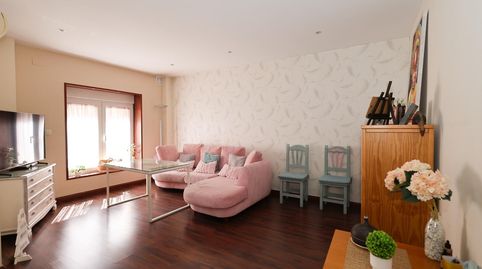 Foto 4 von Einfamilien-Reihenhaus zum Verkauf in Calle Rosalia de Castro, 12, Cúllar Vega, Granada