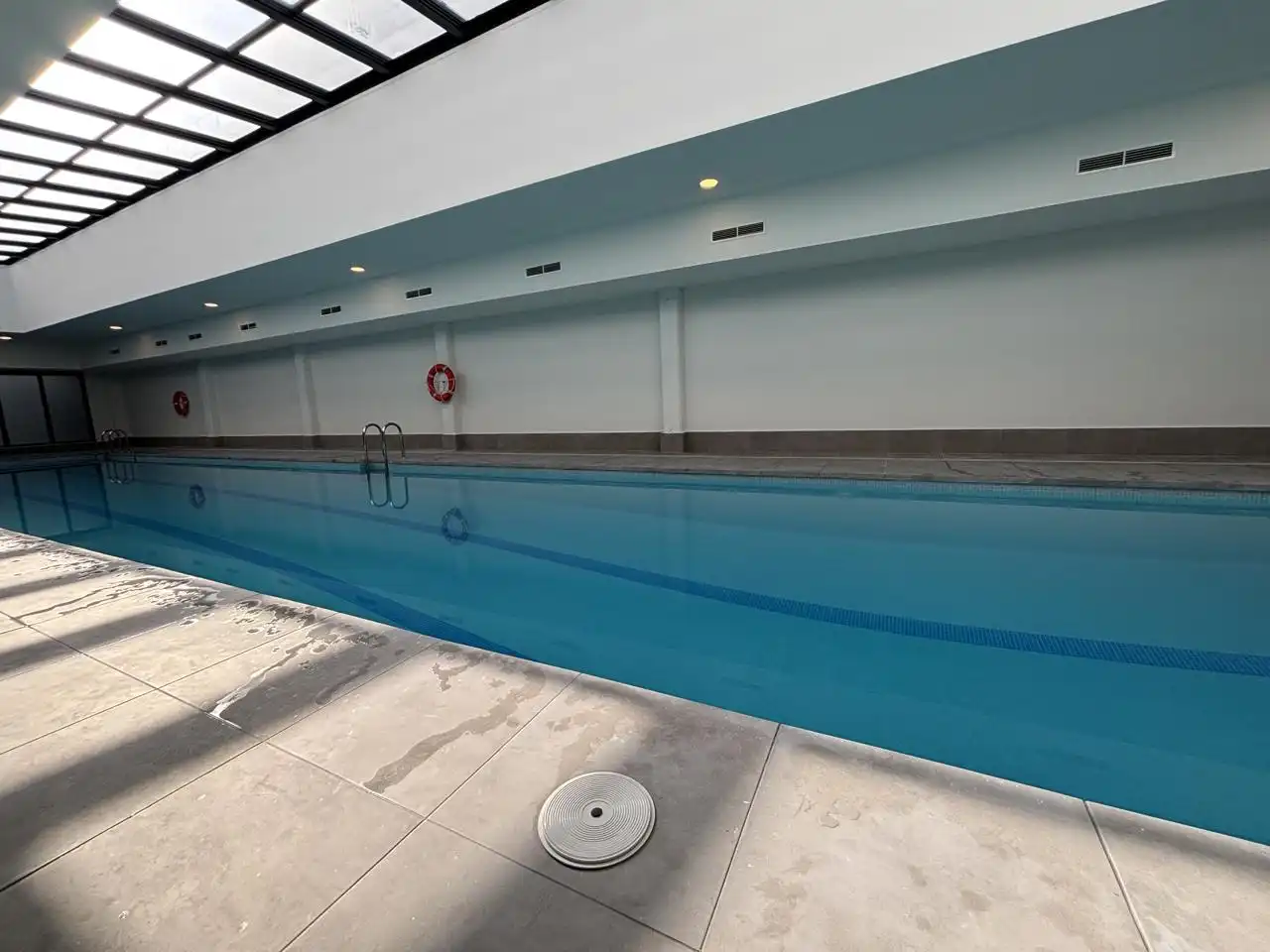 Swimming pool of Study for rent in San Sebastián de los Reyes  with Air Conditioner, Heating and Terrace