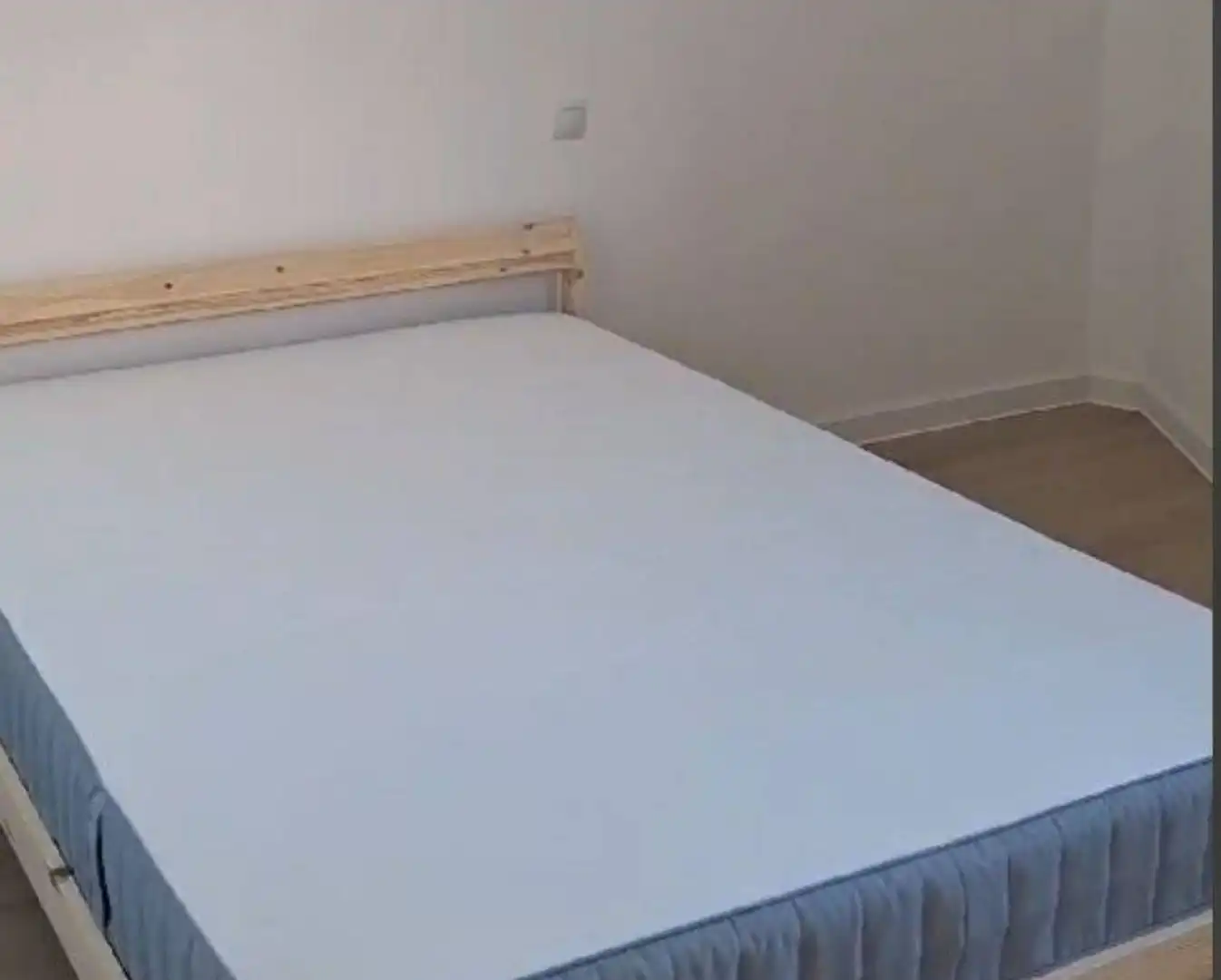 Habitación de Apartamento de alquiler en Madrid con Amueblado y Balcón
