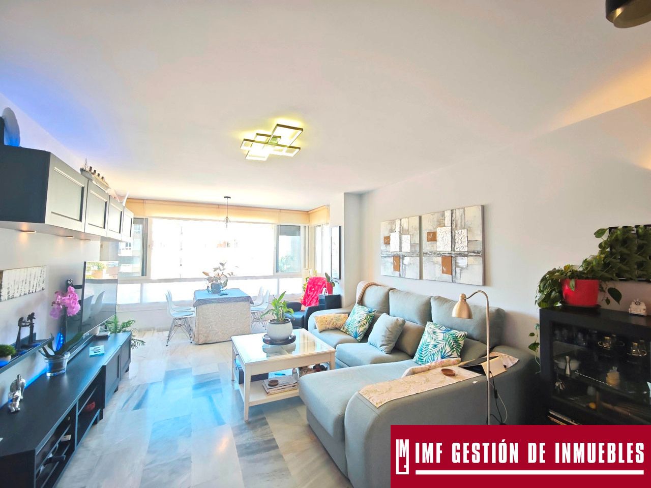 Living room of Flat for sale in Torrox  with Terrace, Furnished and Community pool