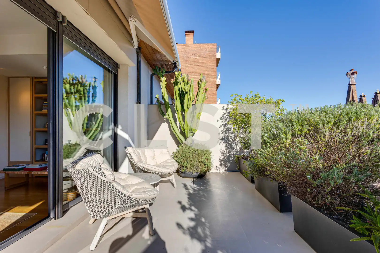 Terrasse von Dachboden zur Miete in Barcelona mit Klimaanlage, Heizung und Parkett