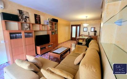 Living room of Flat for sale in Reus  with Air Conditioner, Heating and Furnished