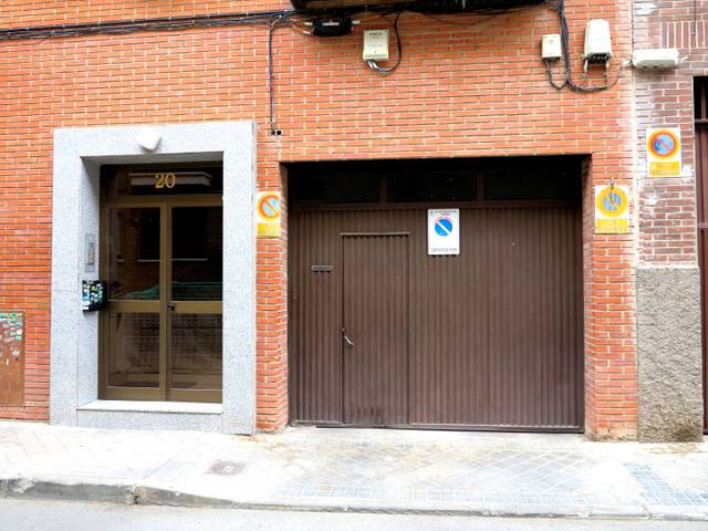 Garaje en Venta en Calle Sierra de Arla, 20 en Casco Histórico de Vallecas