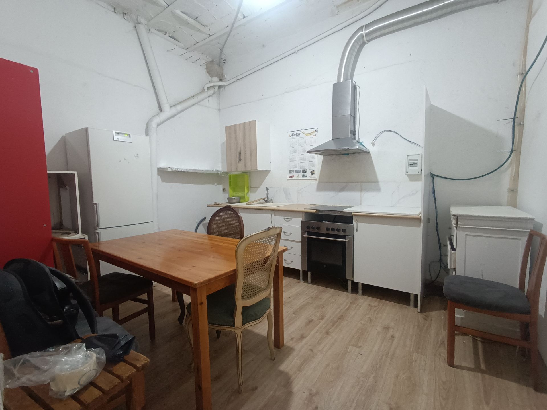 Cuina de Local en venda en Sant Adrià de Besòs amb Aire condicionat