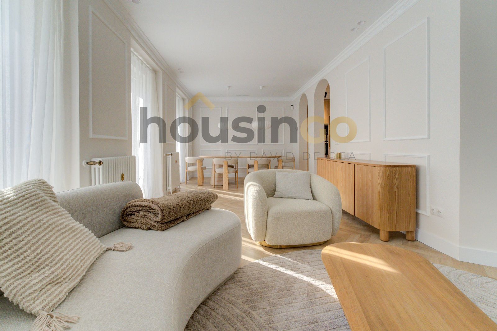 Living room of Flat to rent in  Madrid Capital  with Heating, Terrace and Furnished