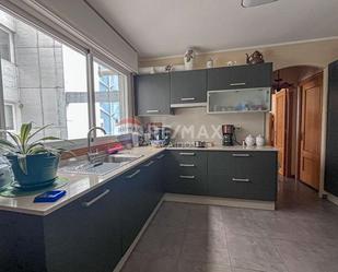 Kitchen of Flat for sale in Vigo   with Heating, Terrace and Furnished