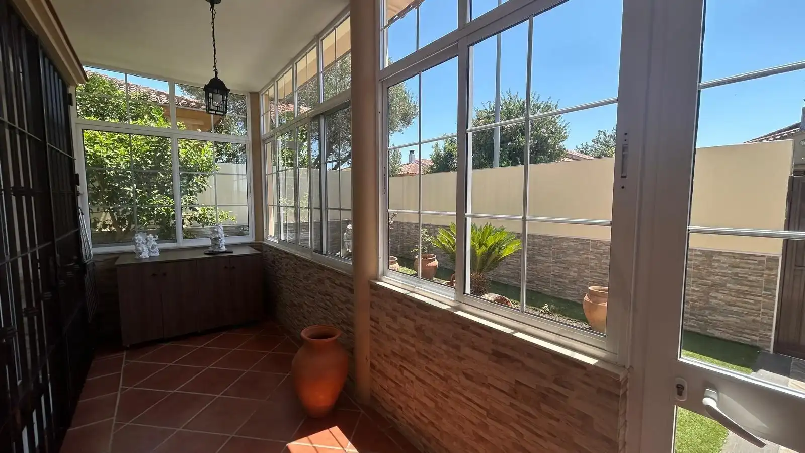 Terrace of Houses for rent in Jerez de la Frontera  with Air Conditioner, Private garden and Storage room