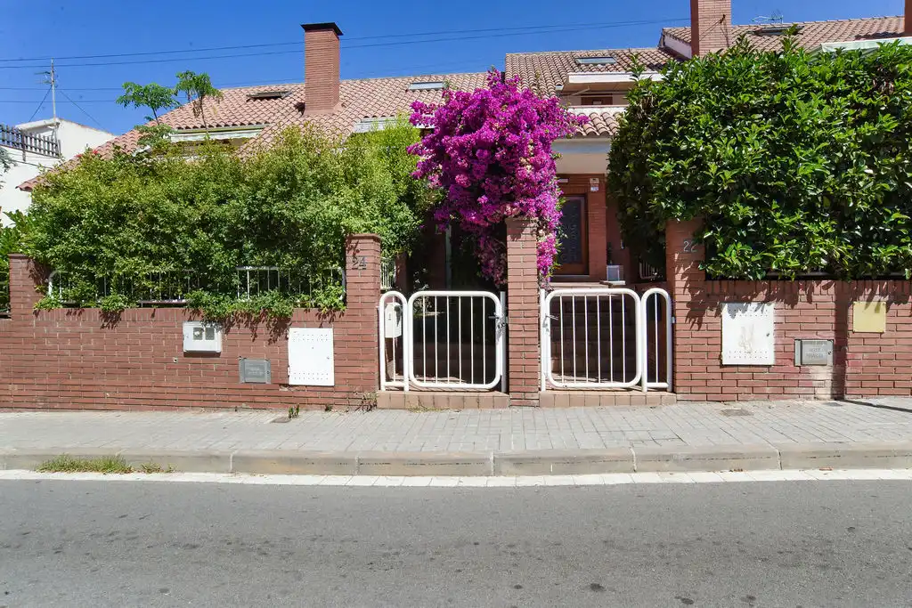 Casa bifamiliare in vendita a C/ Mila i Fontanals