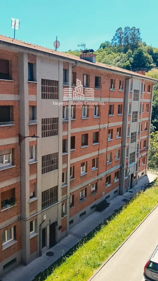 Piso de alquiler en N/A, Sama