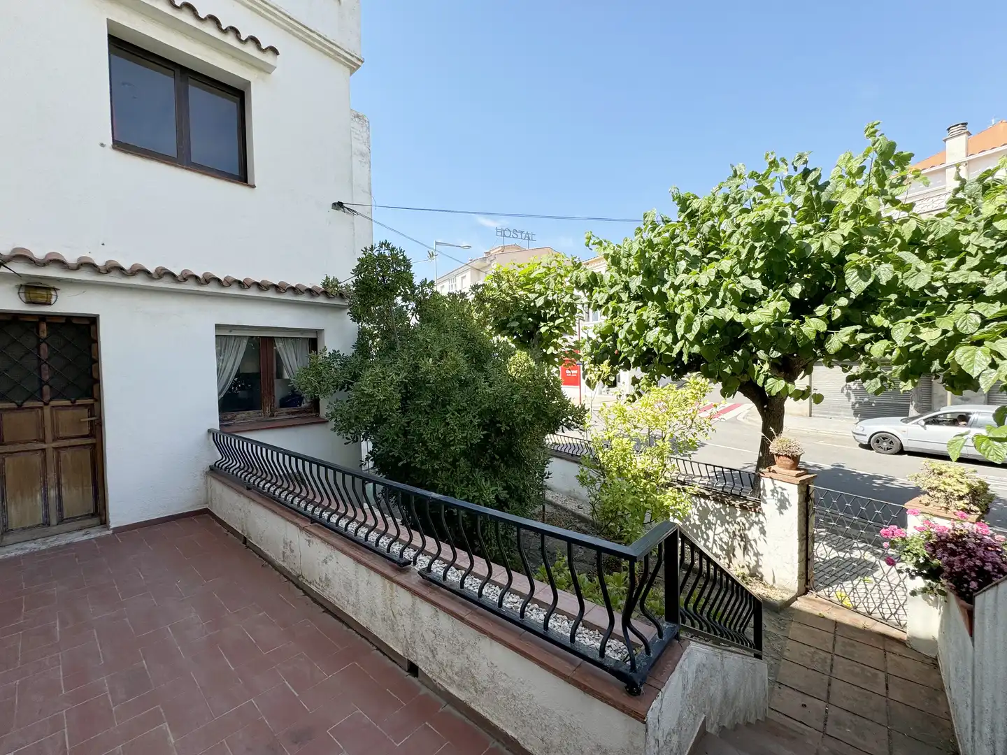Vista exterior de Casa adosada en venta en L'Escala con Jardín privado, Terraza y Amueblado