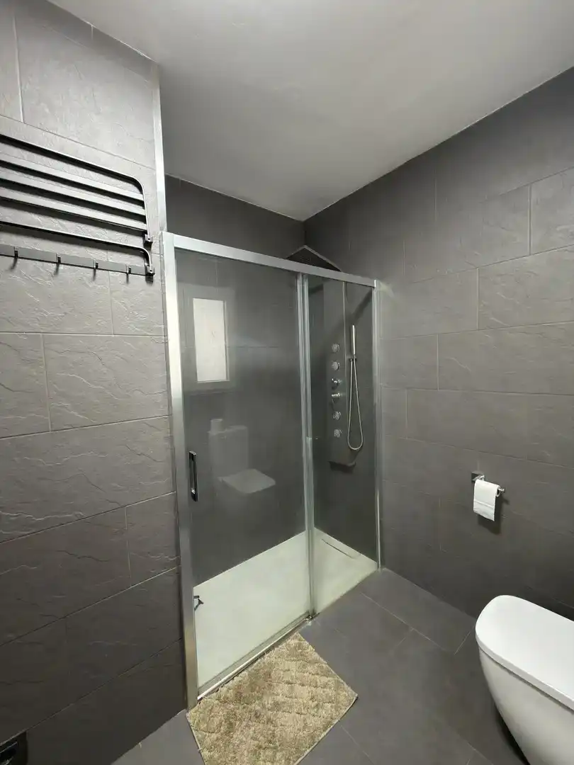 Badezimmer von Wohnung zum Verkauf in Maó - Mahón mit Klimaanlage