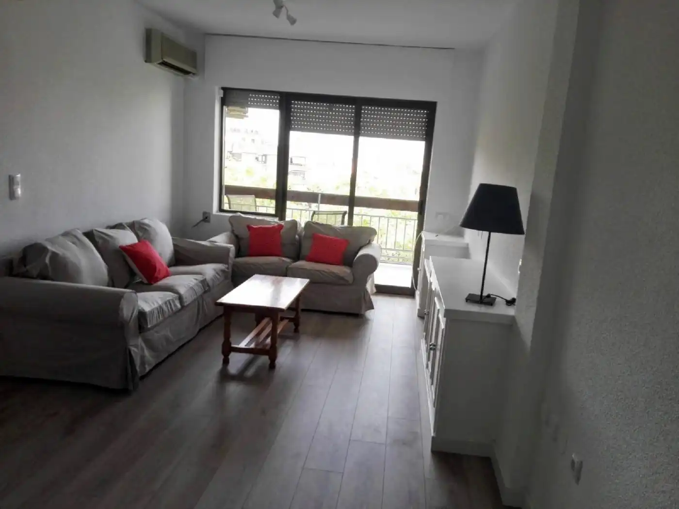 Flat with terrace to rent in Avenida RONDA NORTE, imagen 3