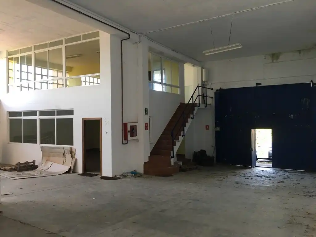 Nave industrielle à louer à Travesía de Montouto, imagen 9