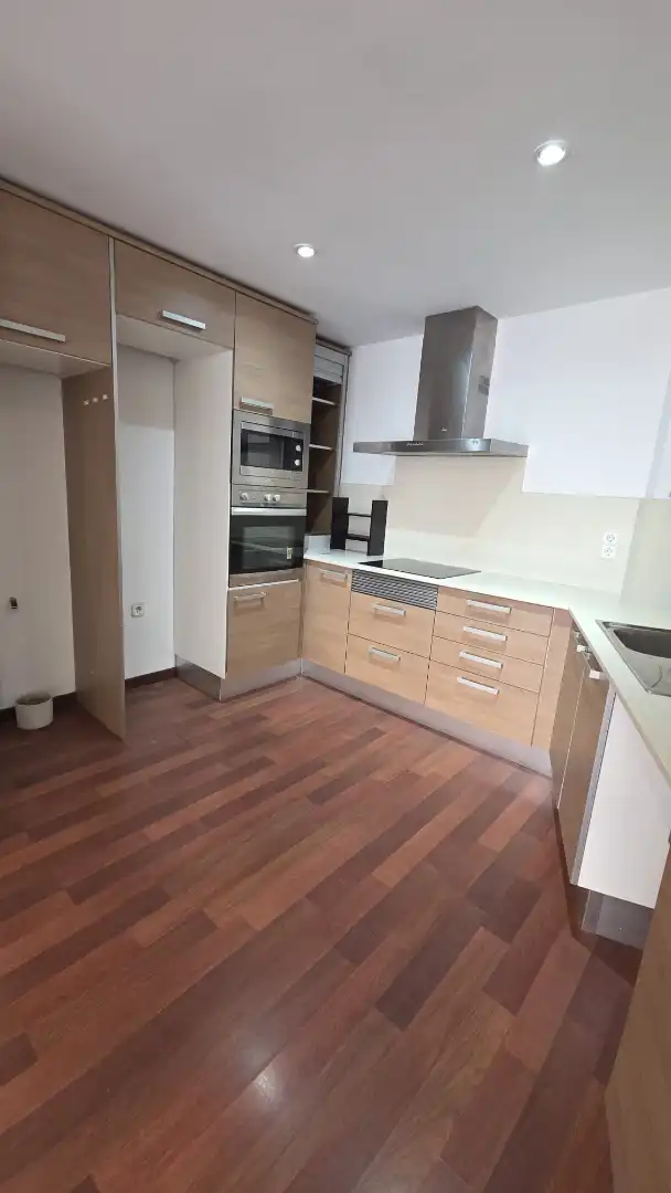 Cocina de Piso de alquiler en Barcelona con Aire acondicionado, Calefacción y Parquet