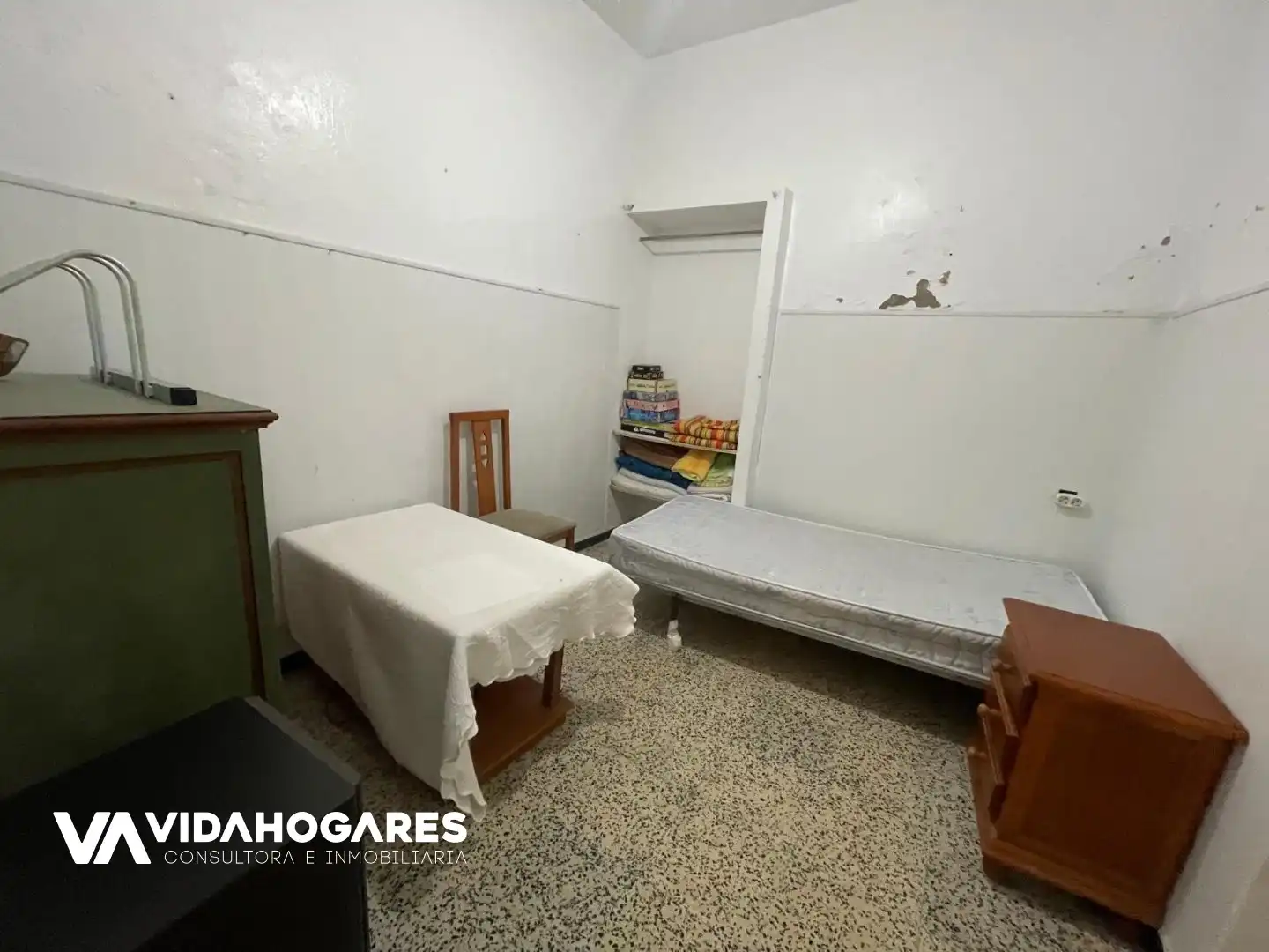 Bedroom of Flat for sale in Rota