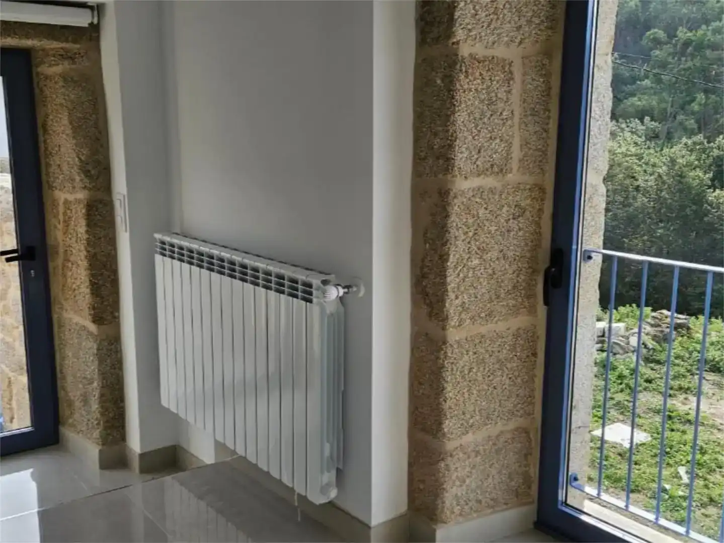 Casa o chalet en venta en A Lama   con Jardín privado y Amueblado