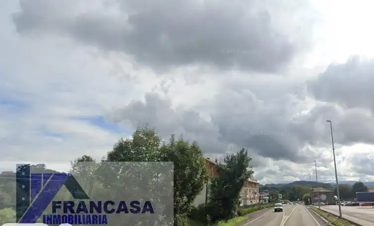 Vista exterior de Piso en venta en Entrambasaguas