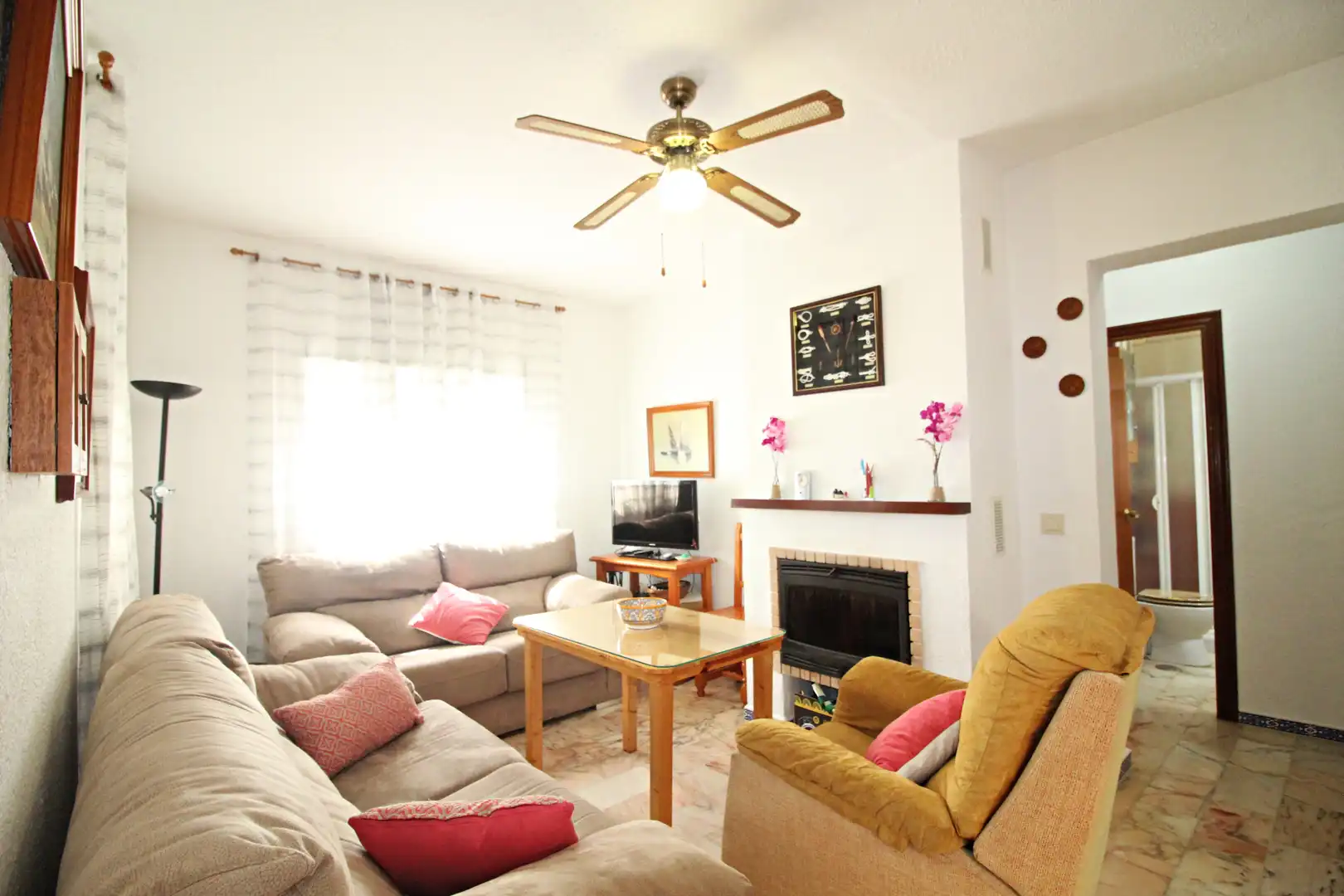 Living room of Detached homes for sale in Mazagón  with Air Conditioner, Terrace and Storage room