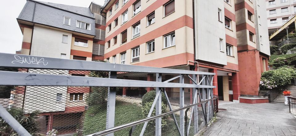Vista exterior de Pis de lloguer en Donostia - San Sebastián  amb Calefacció, Forn i Rentadora