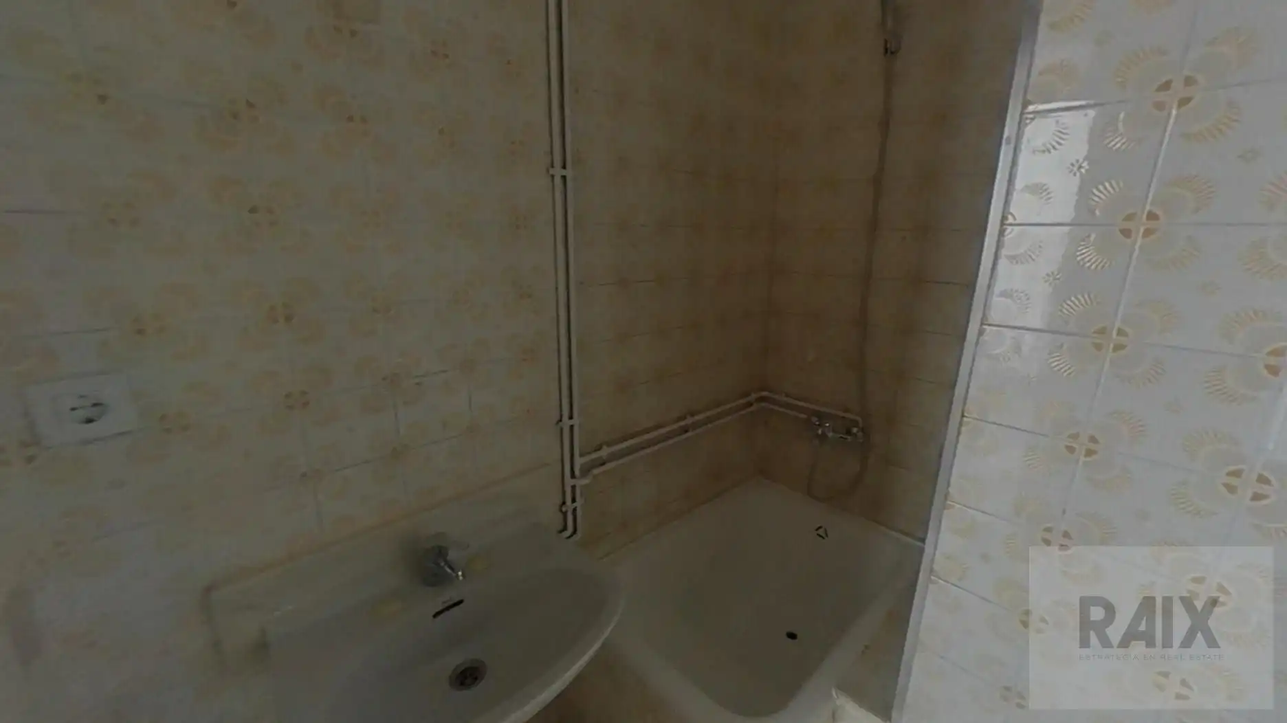 Bany de Pis en venda en Sabadell