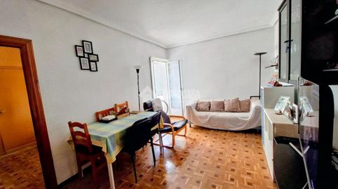 Foto 2 de Piso en venta en Pueblo Nuevo, Madrid Capital