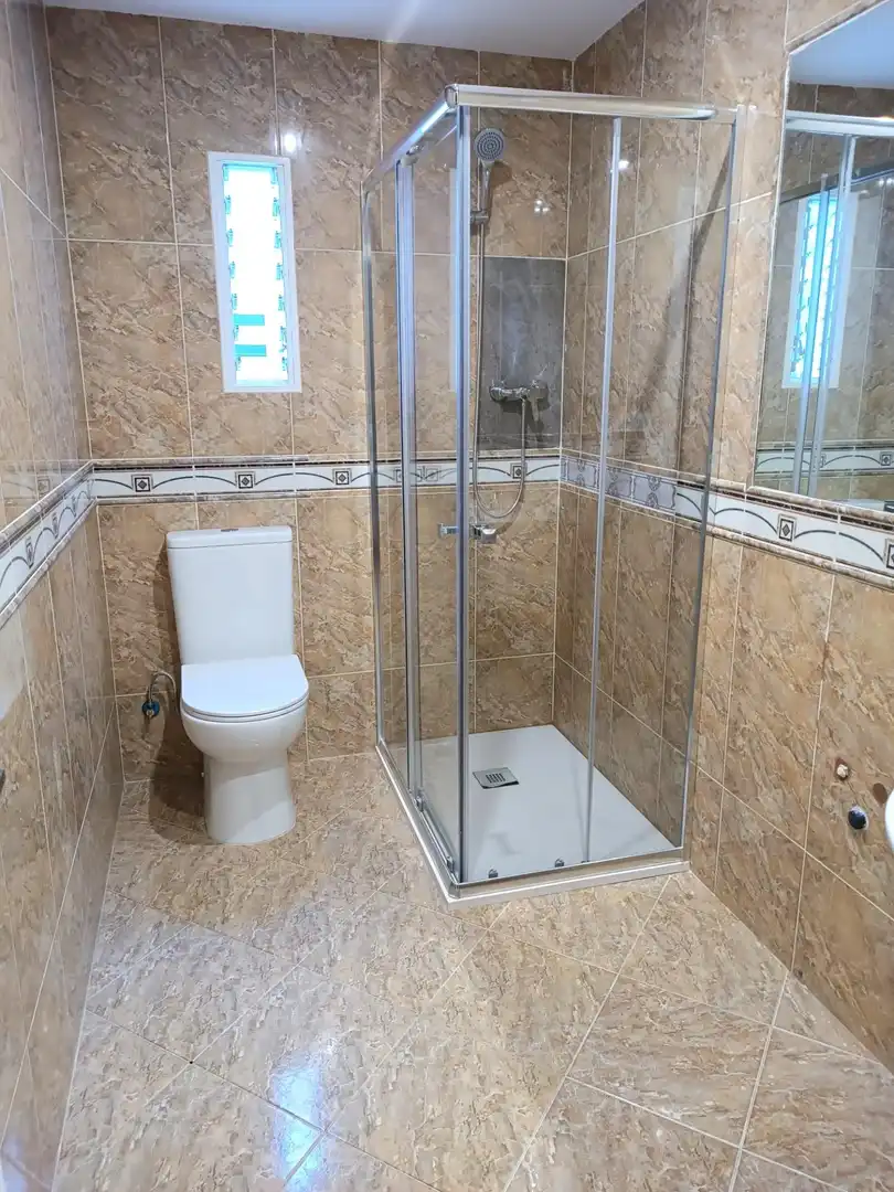 Bany de Pis en venda en Sueca