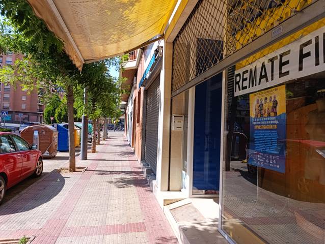 Local comercial en Alquiler en Juzgados