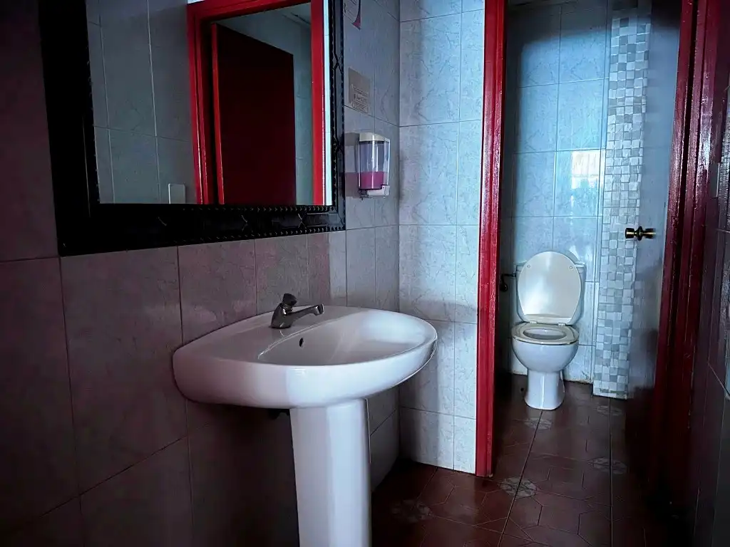 Bathroom of Commercial properties for rent in Gijón   with Furnished