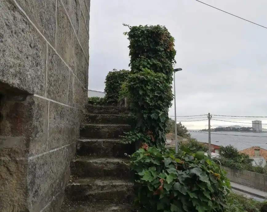 Vista exterior de Casa o chalet en venta en Vigo  con Jardín privado y Balcón
