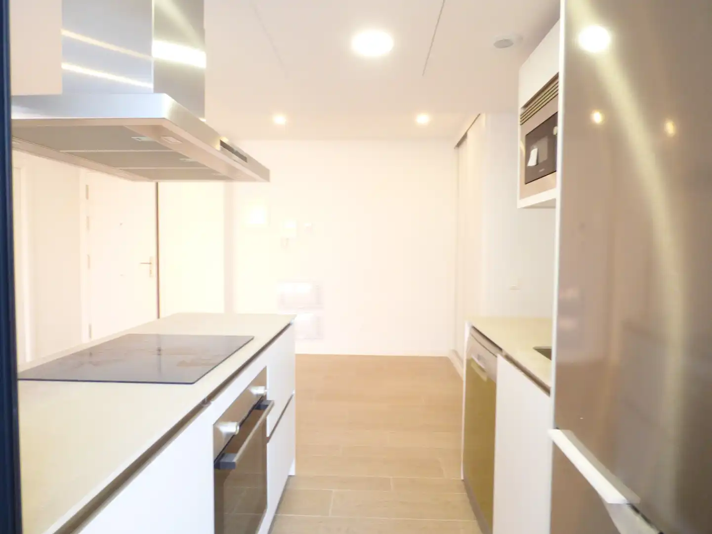 Kitchen of Flat for rent in Madrid  with Air Conditioner, Heating and Private garden