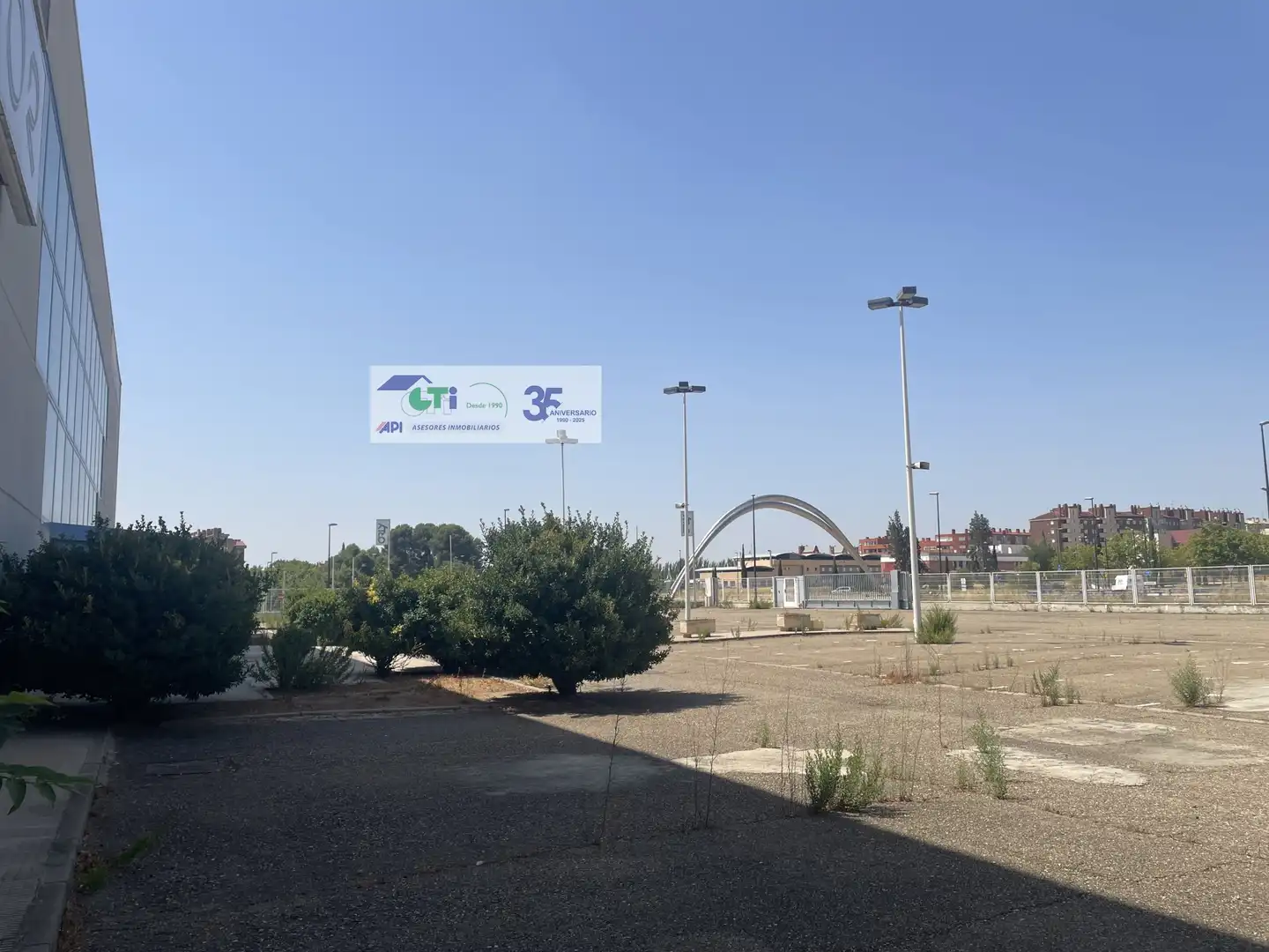 Fabrikhallen zur Miete in Zaragoza