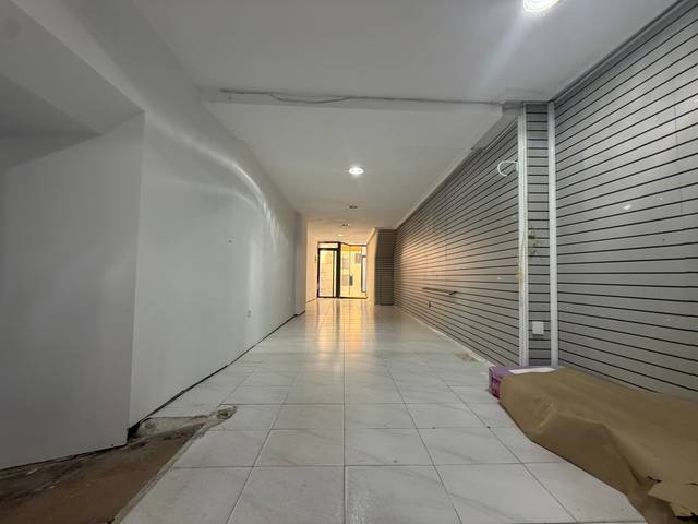 Local comercial en Alquiler en Calle Clavero en Centro Ciudad
