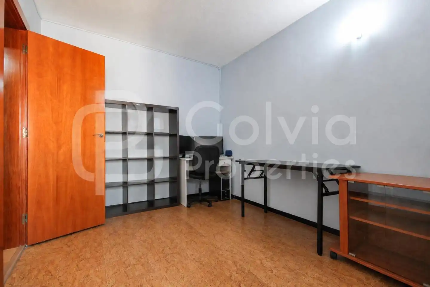 Flat for sale in L'Hospitalet de Llobregat  with Parquet flooring and Balcony
