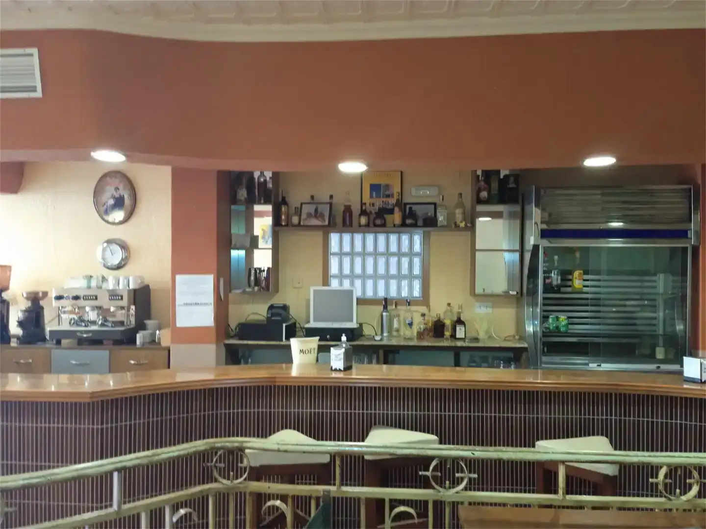 Commercial properties for rent in Tobarra  with Air Conditioner