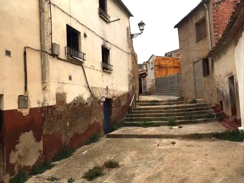 Vista exterior de Casa o xalet en venda en Alcañiz