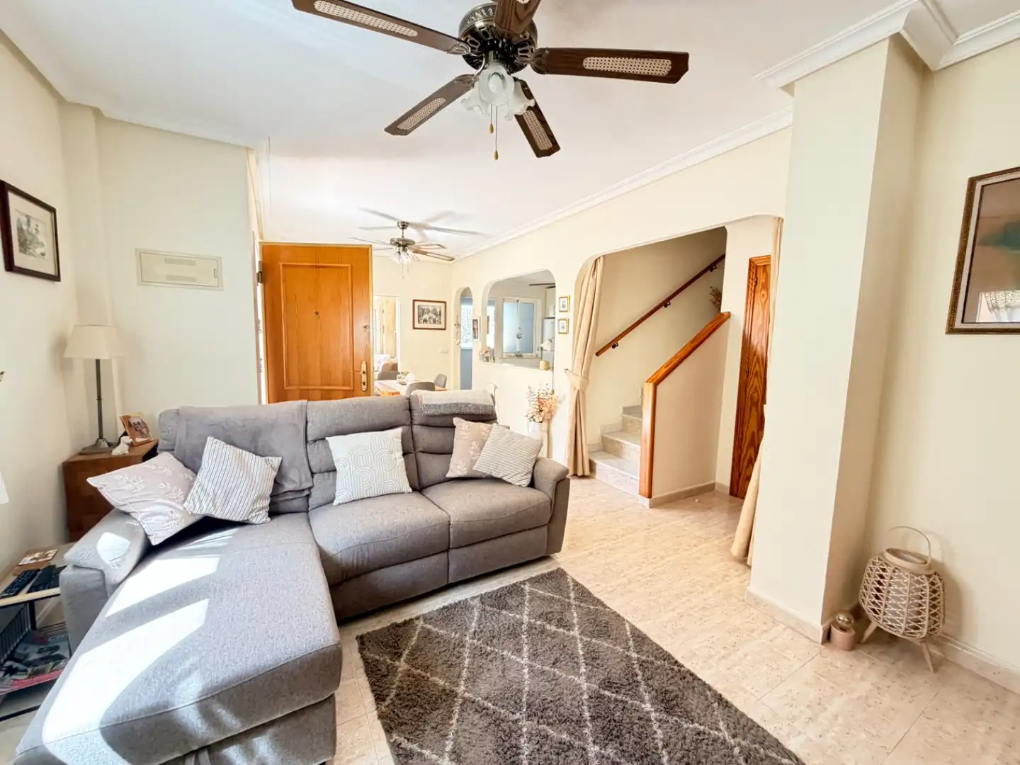 Sala de estar de Dúplex en venta en Orihuela con Aire acondicionado, Piscina y Amueblado