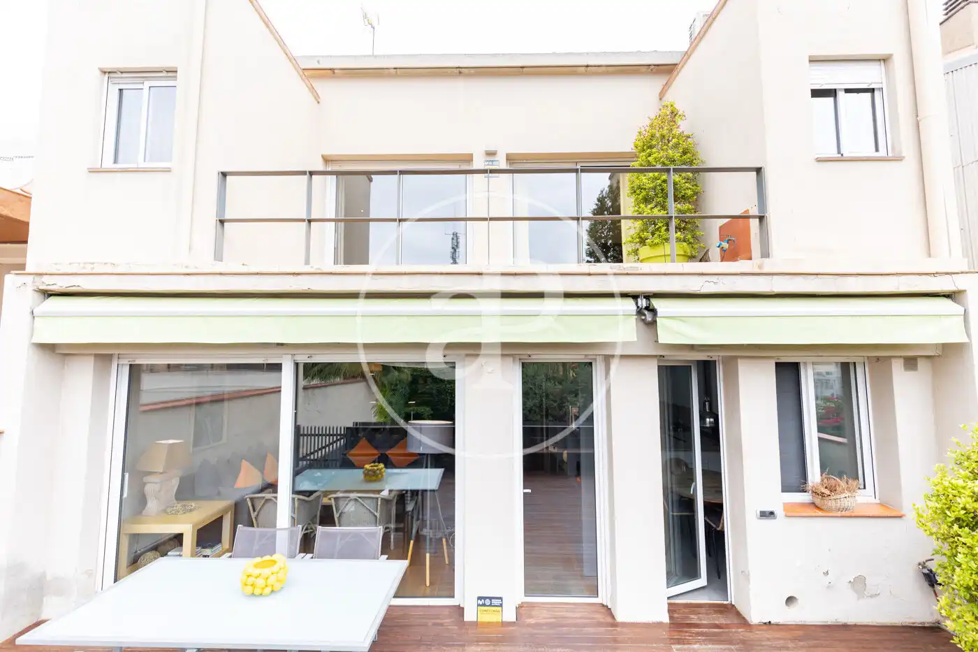 Terrassa de Casa adosada en venda en Sabadell amb Aire condicionat, Calefacció i Jardí privat