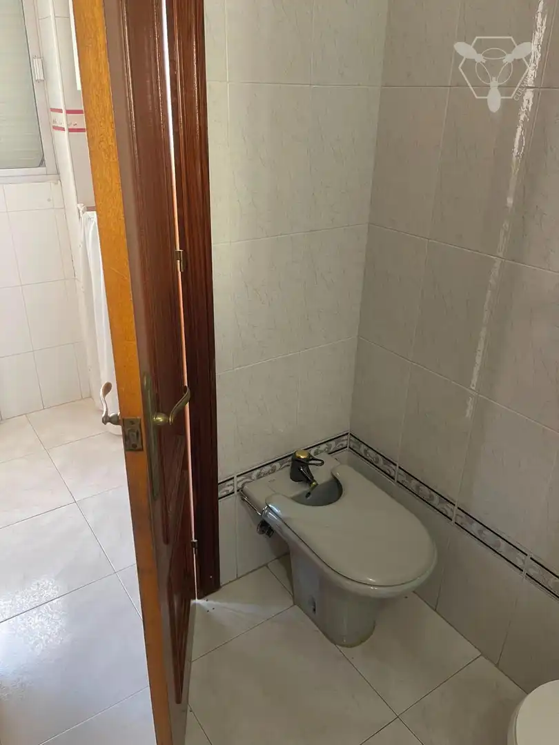 Bathroom of Flat for sale in Huelva  with Terrace and Furnished