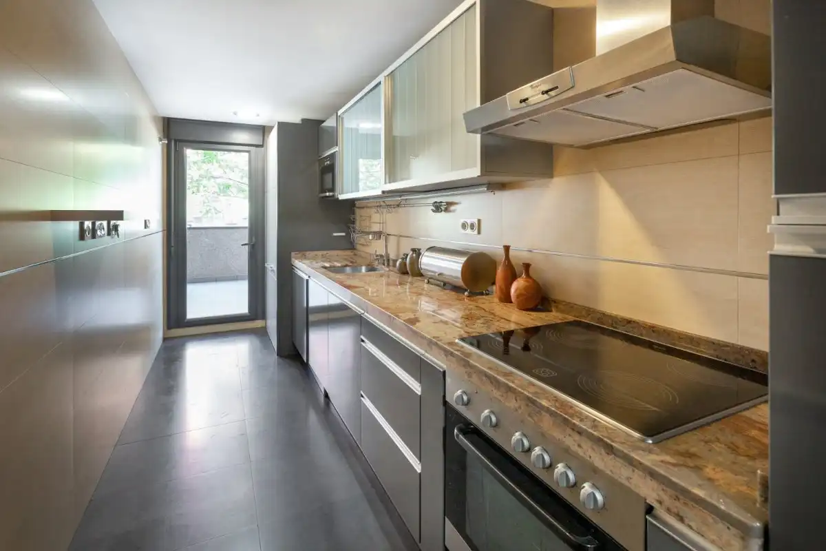 Kitchen of Flat for rent in Granada  with Heating, Private garden and Storage room