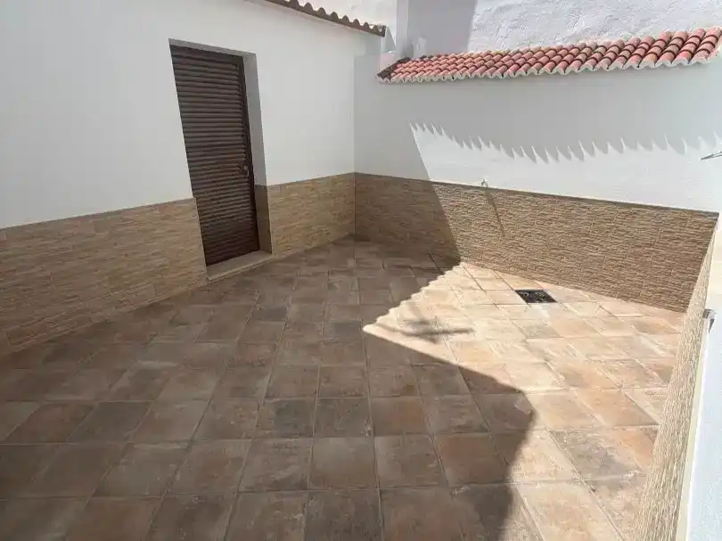 Terrassa de Pis en venda en Campillos amb Aire condicionat, Jardí privat i Traster