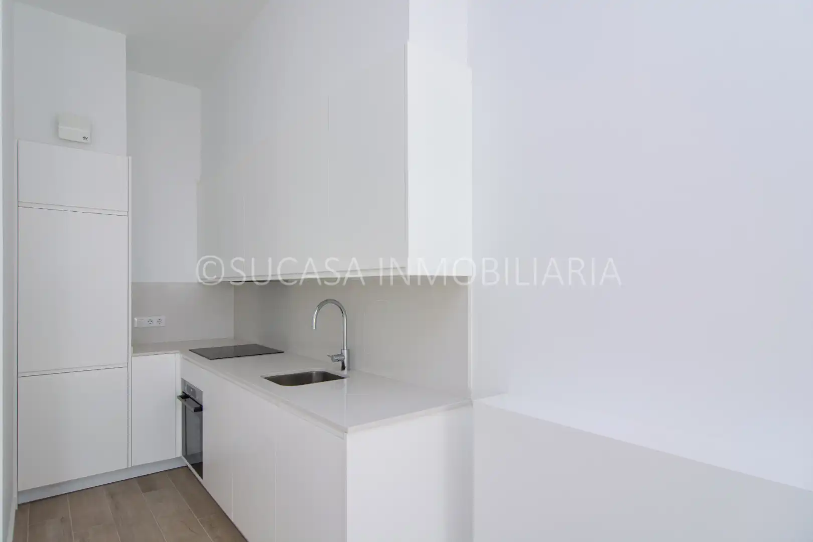 Cuina de Àtic en venda en A Coruña Capital  amb Calefacció, Forn i Microones