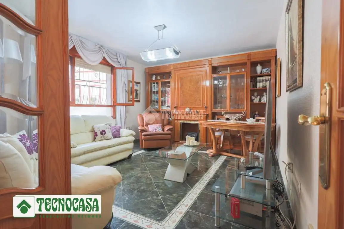 Semi-detached house with terrace for sale in Adra, imagen 3