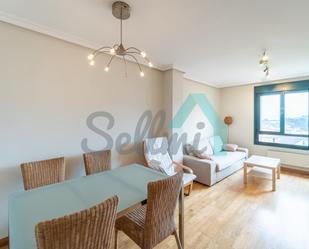 Living room of Flat to rent in Oviedo   with Heating, Parquet flooring and Terrace