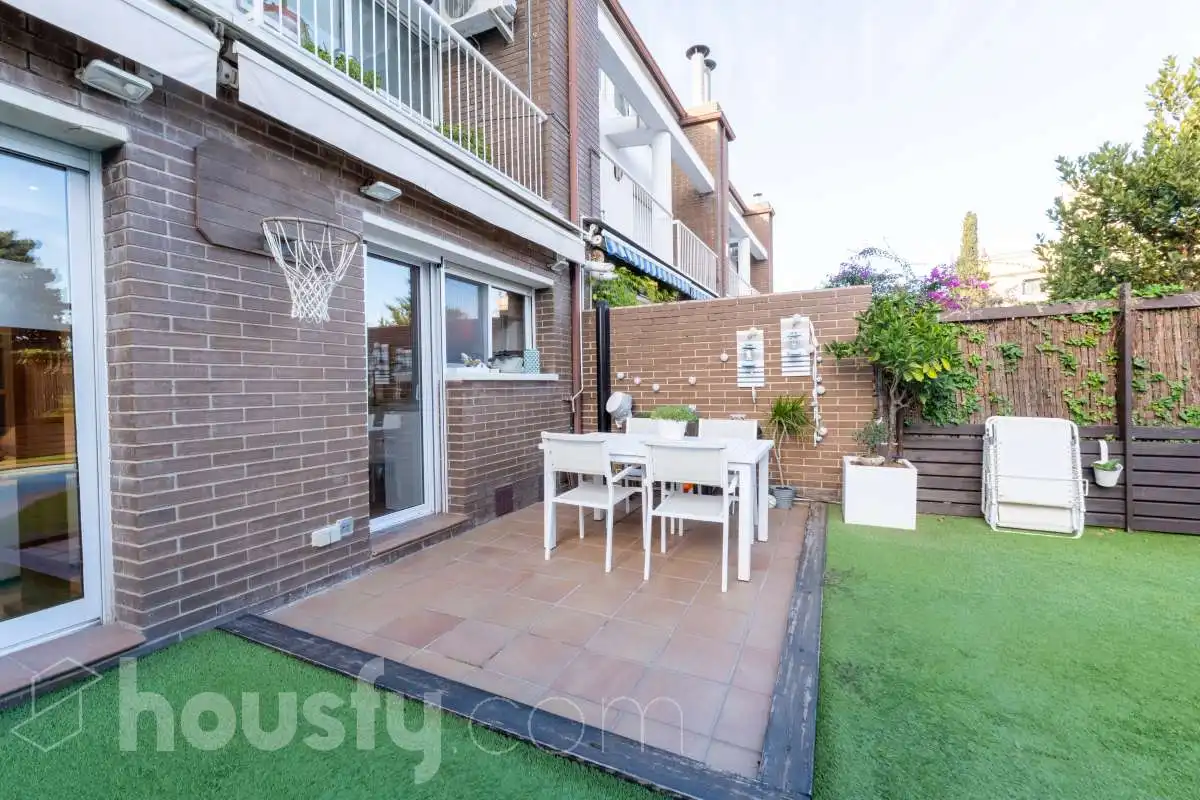 Casa adosada en venta en RB ARNAU DE VILANOVA, Molí de Vent