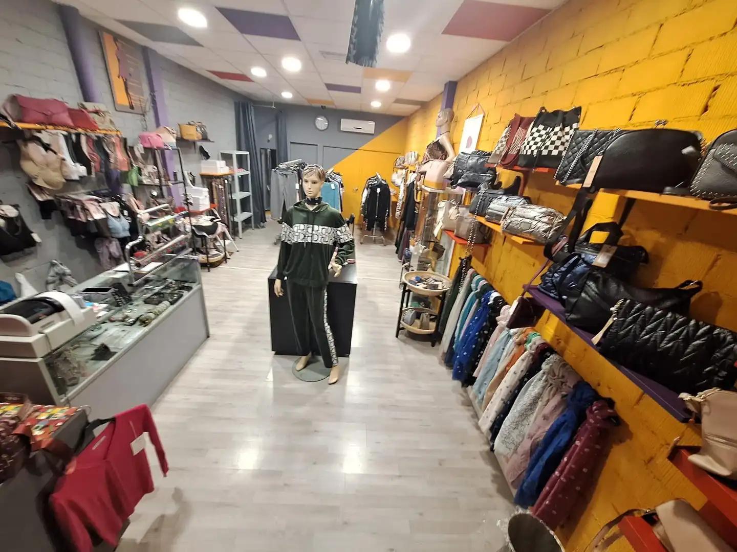 Locale commerciale in vendita a Poble Nou - Torre-romeu - Can Roqueta, imagen 4