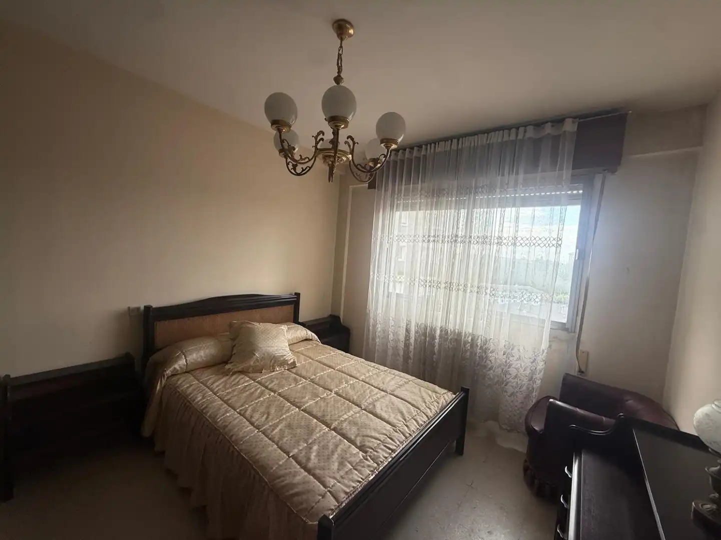 Bedroom of Flat for sale in Avilés
